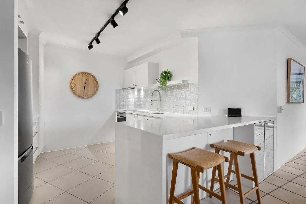 Central Location Stylish 3 Bed With Pool - Sunshine Central 선샤인 비치 아파트